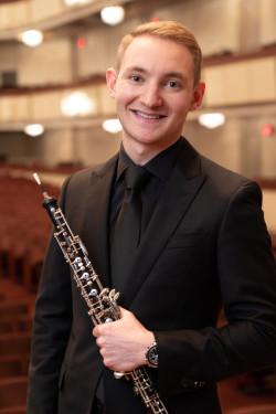 Harrison Linsey | oboe, english horn