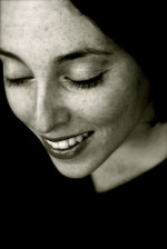 Sarah Bob (piano)