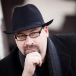 Kenneth Woods (conductor, cello)